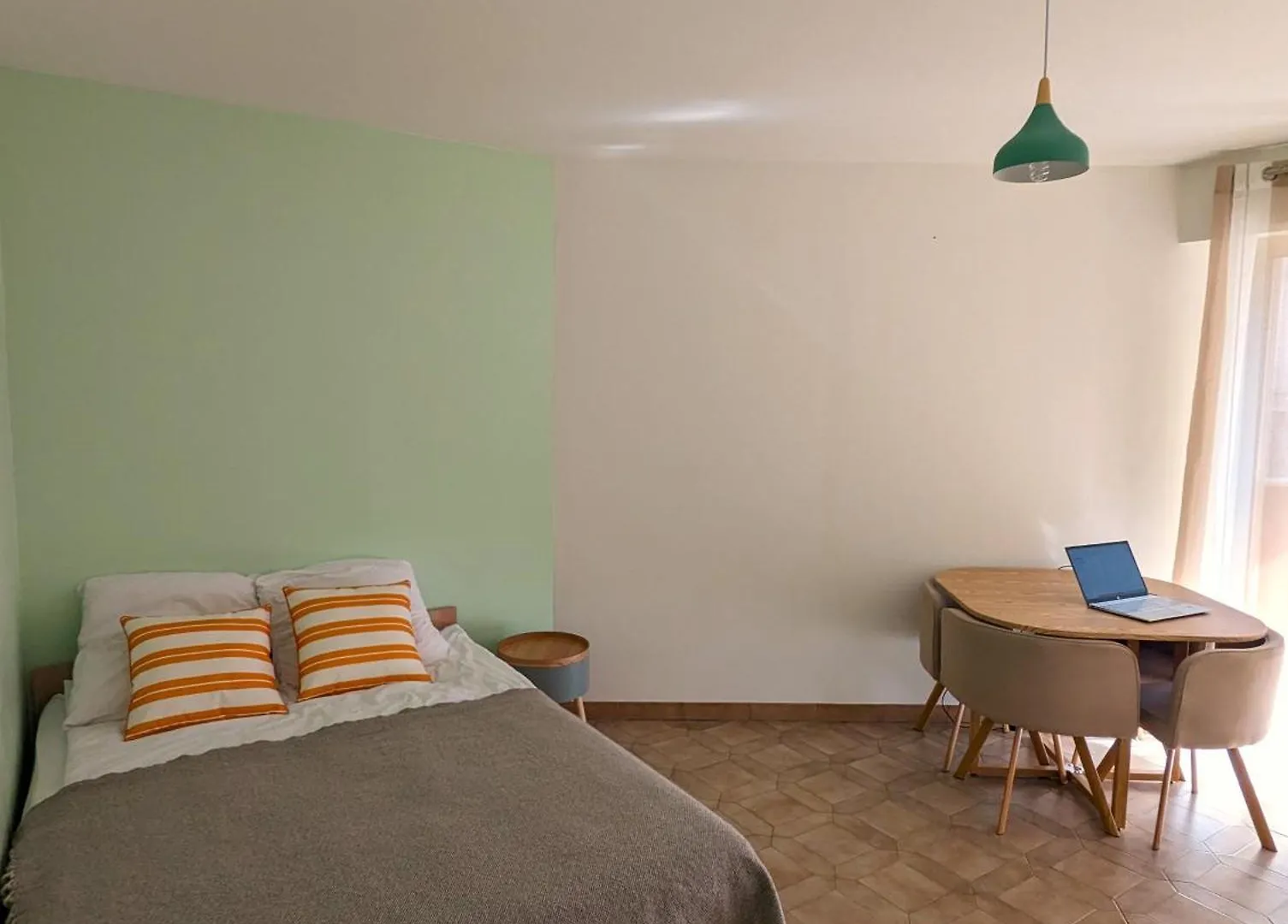 Appartement Studio In Menton Near Sea And City Centre